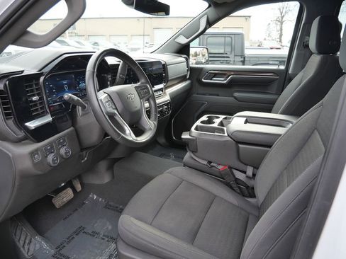 Used 2023 Chevrolet Silverado 1500 RST w/ Redline Edition AWD/4WD image 28