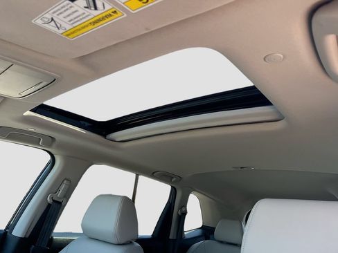 Used 2025 Honda CR-V EX-L image 21