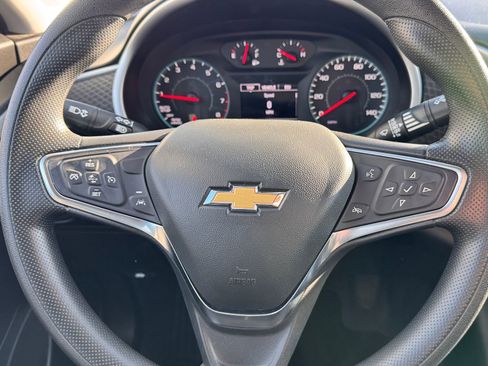 Used 2024 Chevrolet Malibu LT FWD image 12