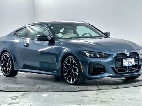 Used 2025 BMW 440i xDrive Coupe w/ Premium Package image 9