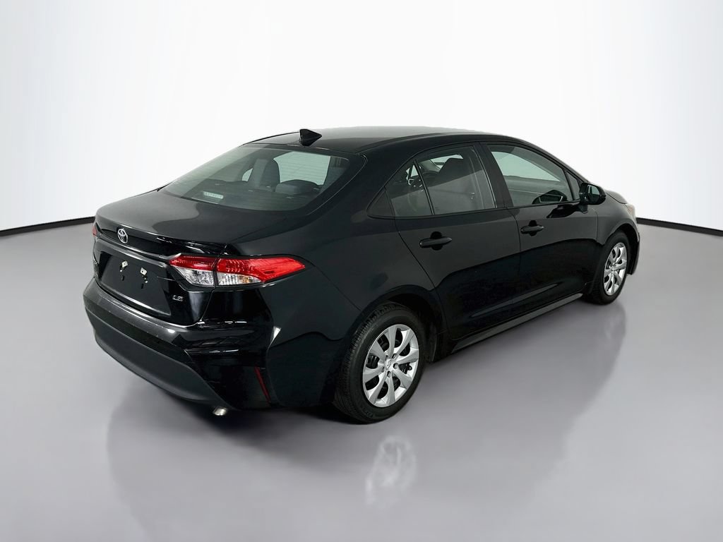 Used 2025 Toyota Corolla LE FWD image 7