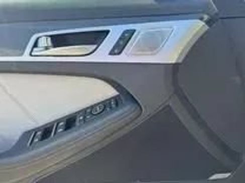 Used 2019 Genesis G80 3.3T Sport RWD image 18