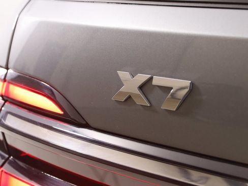 Used 2023 BMW X7 M60i w/ Executive Package image 61