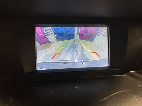 Used 2018 Ford Transit Connect XLT image 14