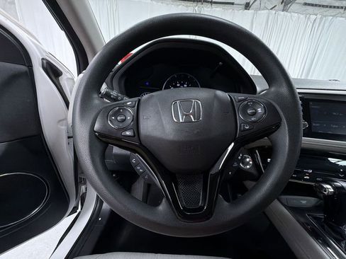 Used 2021 Honda HR-V EX image 26
