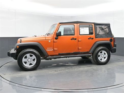 Used 2011 Jeep Wrangler Unlimited Sport image 11