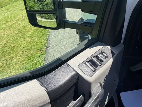 Used 2019 Ford F550 4x4 SuperCab Super Duty image 35