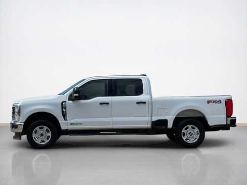 Used 2025 Ford F250 XLT w/ FX4 Off-Road Package AWD/4WD image 4