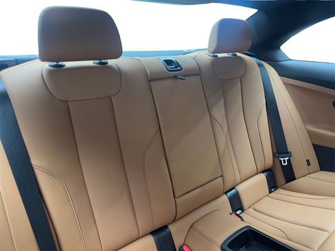 Used 2025 BMW 230i Coupe w/ M Sport Package image 38