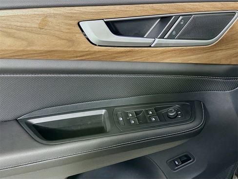 New 2026 Volkswagen Atlas SE image 21