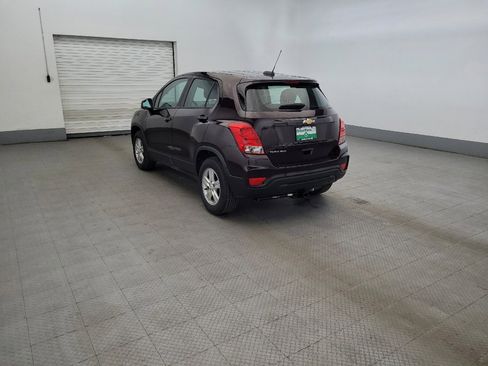 Used 2021 Chevrolet Trax LS AWD/4WD image 5
