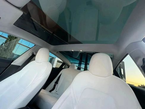 Used 2023 Tesla Model 3 Standard Range RWD image 10