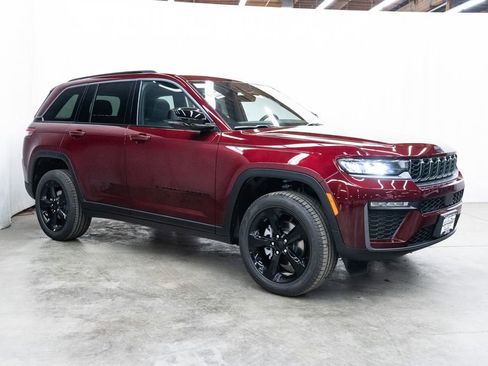 New 2026 Jeep Grand Cherokee Limited AWD/4WD image 1