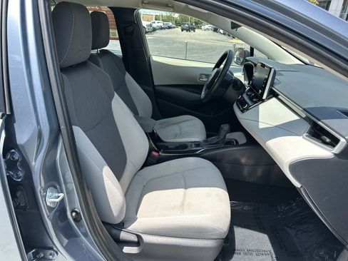 Used 2021 Toyota Corolla LE FWD image 33