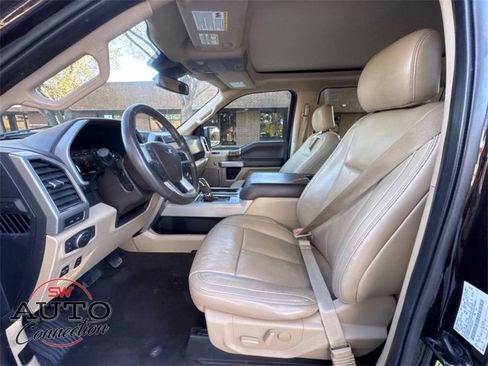Used 2019 Ford F150 Lariat w/ Equipment Group 502A Luxury image 9