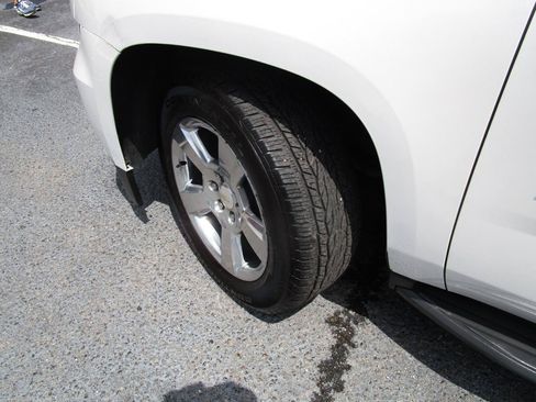 Used 2017 Chevrolet Tahoe LT w/ Texas Edition Package RWD image 33