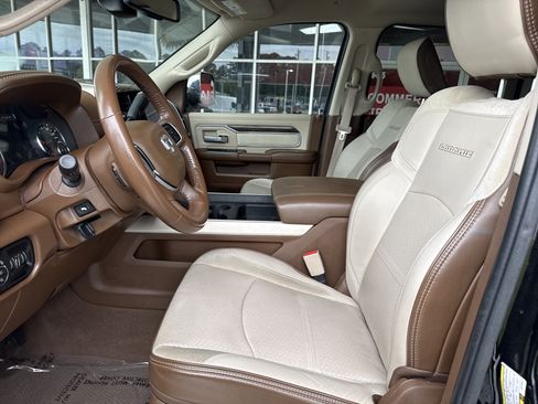 Used 2020 RAM 2500 Laramie AWD/4WD image 15