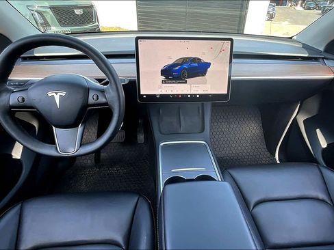 Used 2023 Tesla Model Y Long Range image 14