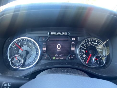 Used 2021 RAM 1500 Big Horn image 21