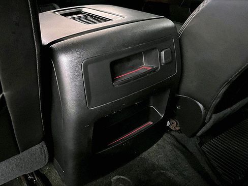 Used 2017 GMC Sierra 1500 Denali RWD image 20