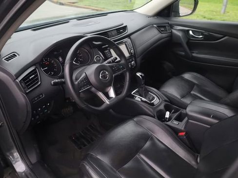 Used 2020 Nissan Rogue SL AWD/4WD image 9