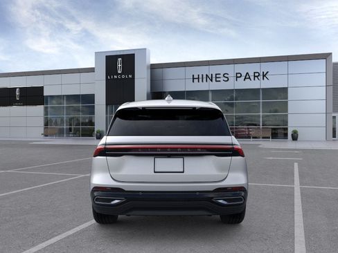 New 2026 Lincoln Nautilus Premier w/ Equipment Group 102A AWD/4WD image 5