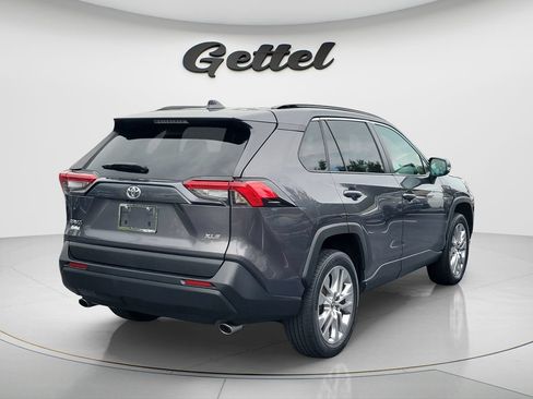 Used 2023 Toyota RAV4 XLE Premium FWD image 5