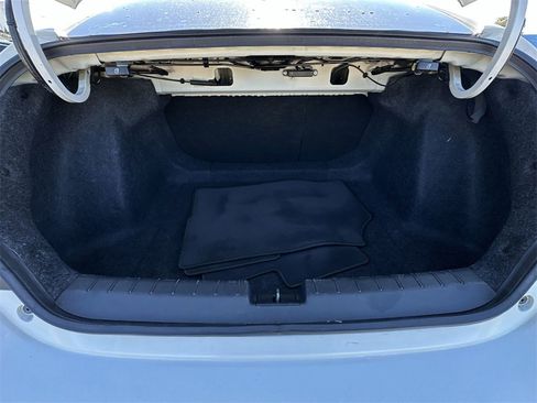 Used 2019 Honda Civic Touring image 33