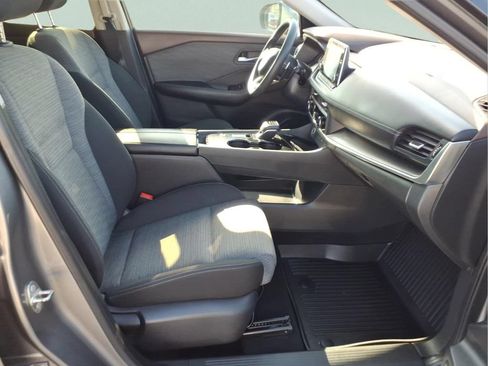Used 2023 Nissan Rogue SV FWD image 13
