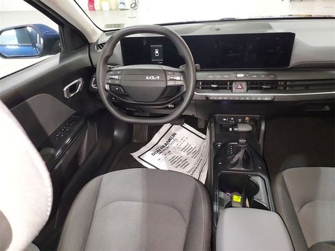 Used 2025 Kia K4 LXS image 15