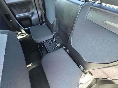 Used 2022 Toyota Tacoma TRD Sport w/ TRD Premium Sport Package image 11