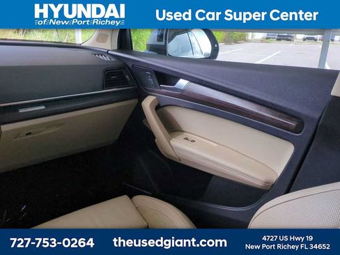 Used 2022 Audi Q5 2.0T Prestige AWD/4WD image 19