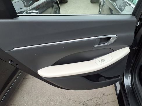 Certified 2023 Hyundai Sonata SEL w/ Cargo Package FWD image 7
