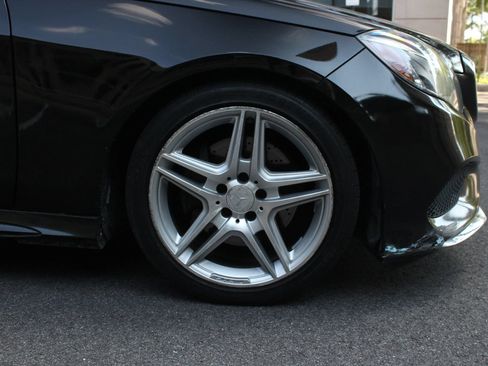 Used 2014 Mercedes-Benz E 350 Sedan image 4