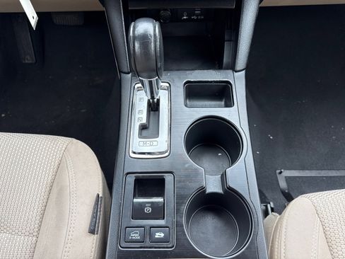 Used 2019 Subaru Outback 2.5i Premium AWD/4WD image 26