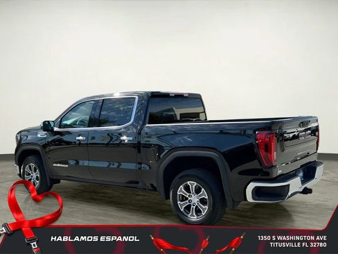 Used 2024 GMC Sierra 1500 SLT image 4