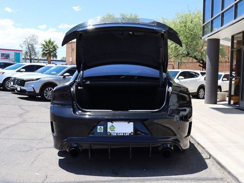 Used 2016 Dodge Charger SRT Hellcat RWD image 22