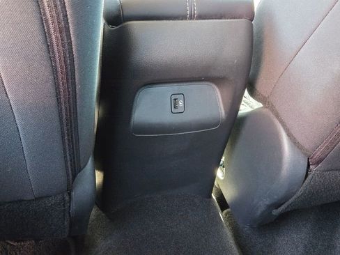 Certified 2023 Nissan Sentra SV FWD image 12