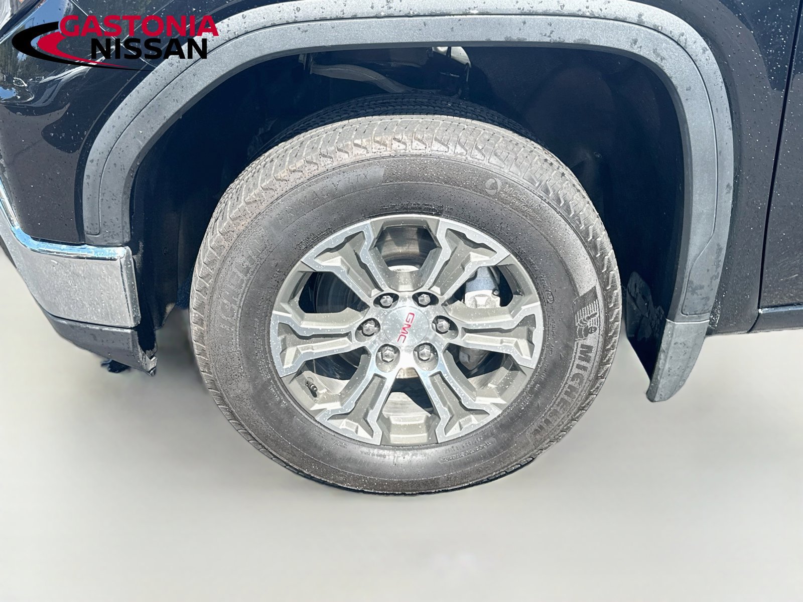 Used 2025 GMC Sierra 1500 SLT AWD/4WD image 40
