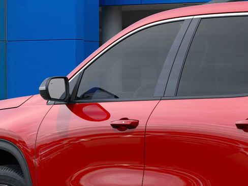 New 2026 Chevrolet Traverse LT image 12