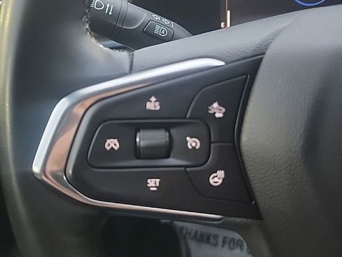 Used 2024 Chevrolet Trax LT w/ LT Convenience Package image 38