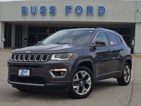 Used 2018 Jeep Compass Limited w/ Navigation Group FWD image 1
