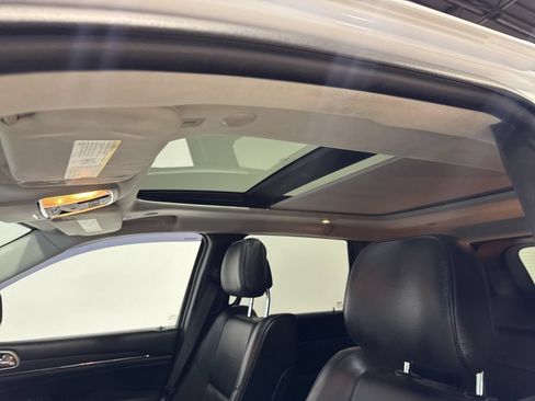 Used 2017 Jeep Grand Cherokee Summit AWD/4WD image 31