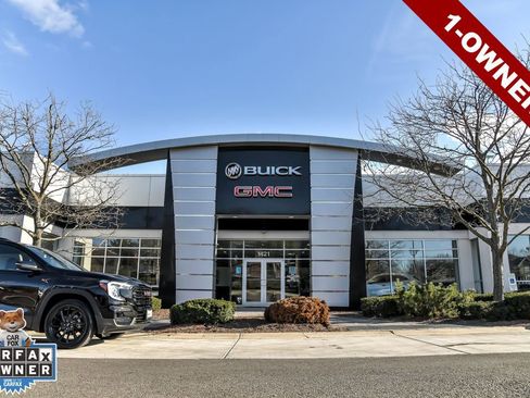 Used 2018 GMC Sierra 1500 SLE w/ SLE Value Package AWD/4WD image 23
