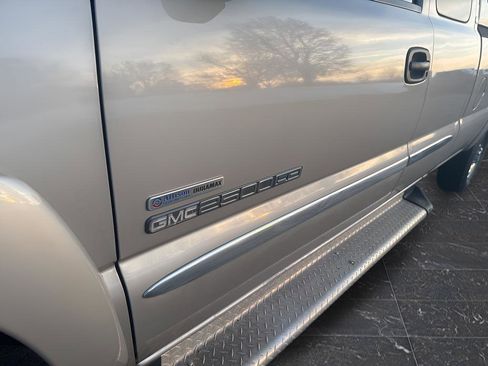 Used 2007 GMC Sierra 2500 SLE w/ Heavy-Duty Power Package image 9