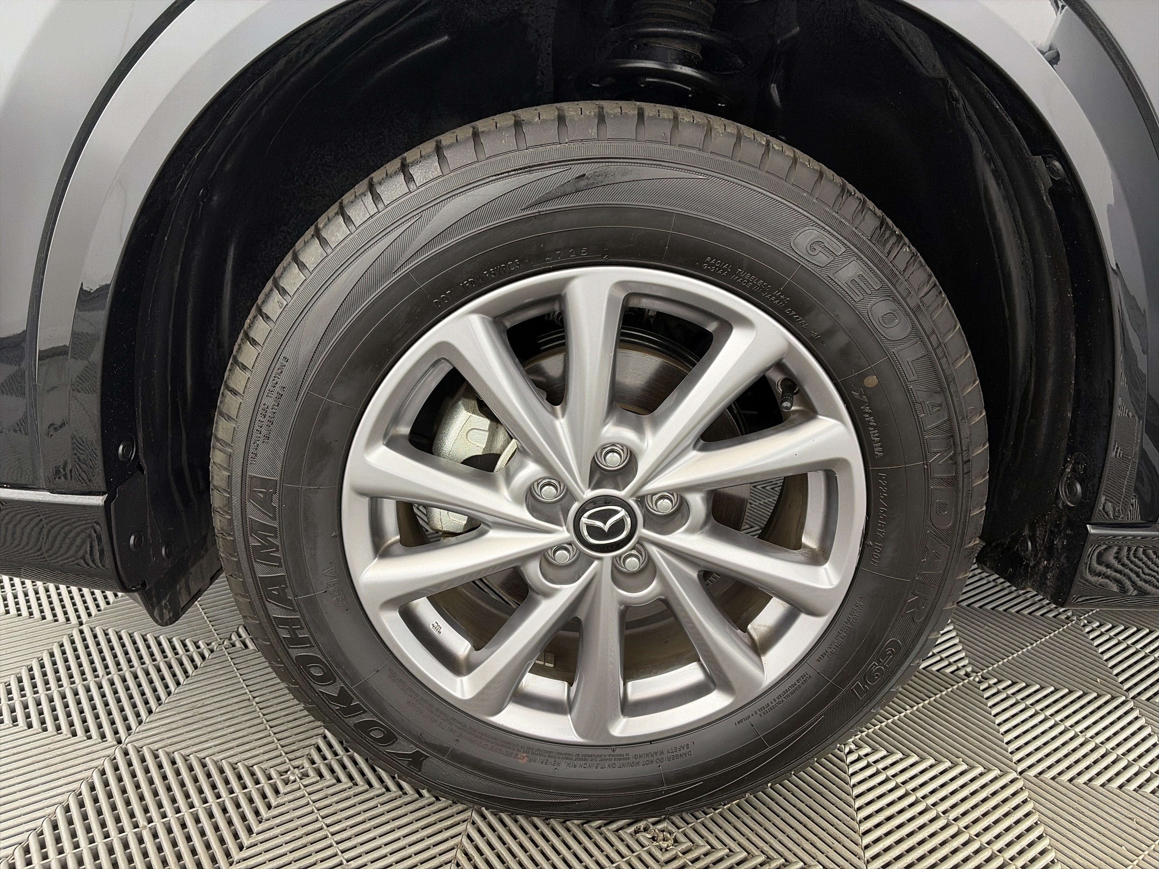 Used 2025 MAZDA CX-5 AWD 2.5 S w/ Preferred Package image 13