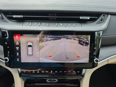 New 2026 Jeep Grand Cherokee L Limited w/ Luxury Tech Group II RWD image 27