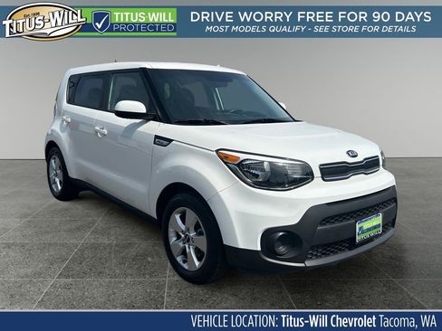 Used 2019 Kia Soul FWD image 1