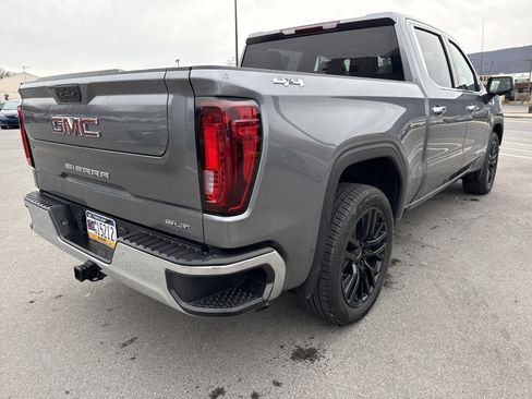 Used 2021 GMC Sierra 1500 SLT image 3