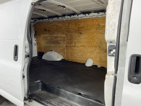 Used 2020 Chevrolet Express 3500 Extended w/ Driver Convenience Package RWD image 27